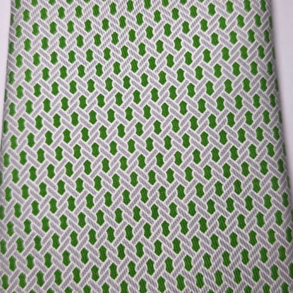 Vineyard‎ Vines for Natixis 100% Hand Made Silk Tie Green Gray Geometric Necktie